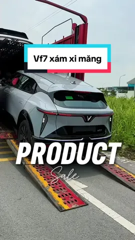 Vinfast VF7 eco bản nâng cấp 2025. Với màu sơn xám xi măng  Xe được trang bị thêm: - HUD hiển thị thông tin trên kính lái. - Lazang sơn đen - 2 Màu sơn mới Xám ximang Zenith Gray và Xanh bạc hà Urban Mint. #vinfast #vf7 #quangninh 