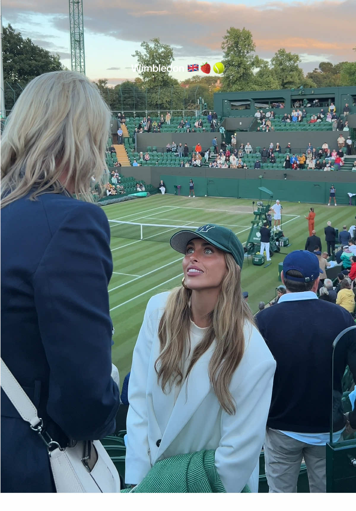 Classic day at Wimbledon 🎾💜💚🍓🇬🇧 @wimbledon rain ☔️ and sunshine ☀️ drinking Pimm’s & watching tennis 🎾 Wimbledon 2025 tennis tournament will be held from June 30-July 13 @LTA #Wimbledon #grasscourttennis #grasscourtseason #wimbledontennis #allenglandclub #theallenglandlawntennisclub #tennisplayer #paigelorenze #tommypaul #donnavekic #paulabadosa #tennisplayers #tennisfans #tennistok #tennistournament #wimbledon2024 @paige lorenze @ATP Tour @WTA 