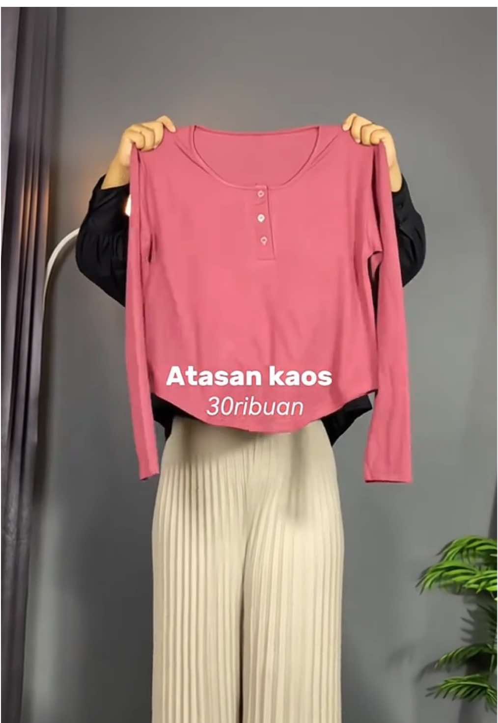 Rekomendasi atasan kaos longsleeve #longsleeve #atasan #atasanwanita #atasankaos #kaosspandek #longsleeveshirt #longsleevetop 