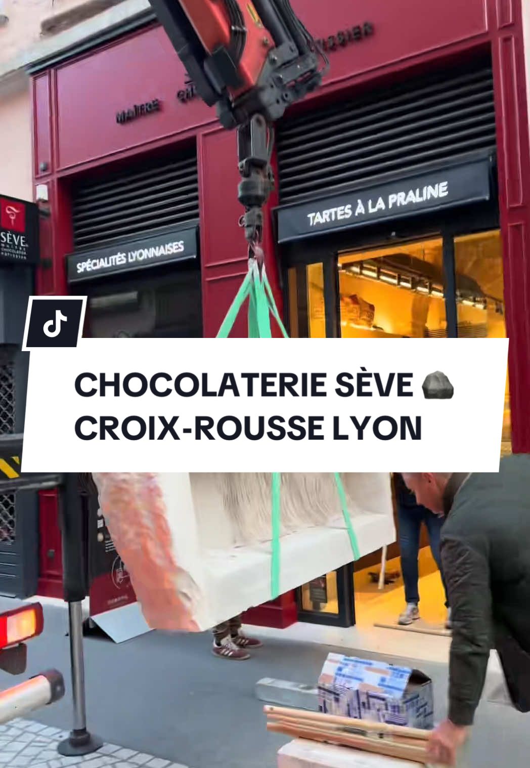Pâtisserie chocolaterie Sève à la Croix Rousse : 10 rue Victor Fort, 69004, Lyon #chocolatseve #croixrousse #seve #chocolatier #lyon #lyon4 