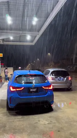 Wet cinematic☔️  @𝘯𝘣𝘭  #gn5 #gn5rs #citygn5 #cityhatchback #cityhatchbackmalaysia #fit #ge8rs #fitge8rs #hondacity #hondafit #hondajazz #jazzfit #stellarv5 #gtbox06s #kumamonbear #melisaautopart #cinematic #cinematicvideo #melaka #fy #fypシ゚ 