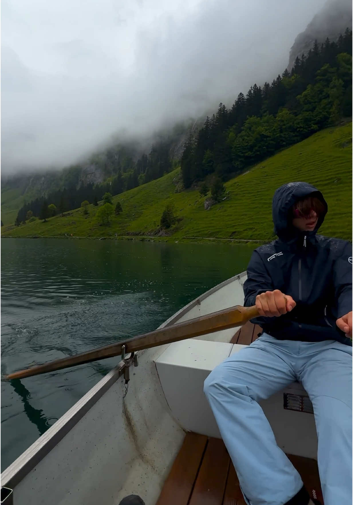 📍seealpsee 🇨🇭#gorpcore #schweiz