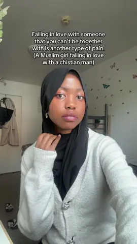 May Allah protect us from That kind of love 😥#viral #fyp #hijabi #muslimah #hijabitiktok 