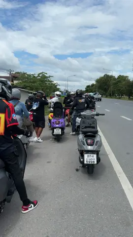 #southsecret #กูขี่เวสป้า #เวสป้า #vespa #เวสป้าดิวะ #ฟีด #เวสป้าสุราษฎร์ธานี #vespathailand 