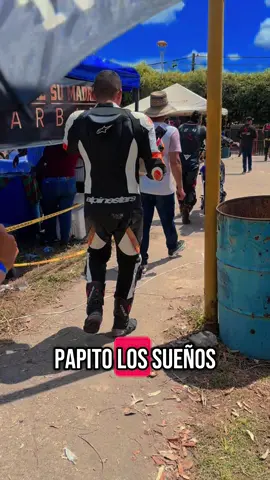 Los sueños si se cumplen así que no le bajen 🫶🏁🔥🤟🏽🙏#Dios #humilda #motos #motovelocidadcolombia🇨🇴 #motivation #pilotosentiktok #tallermecanico 