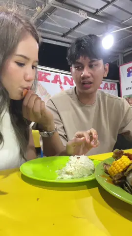 aku si yang selalu bergelut dengan makanan panas 🫠 #fyp #fypage #Relationship #couplegoals 