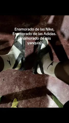 Mis yanquis😍#sandalias #ojotas #nike #adidas
