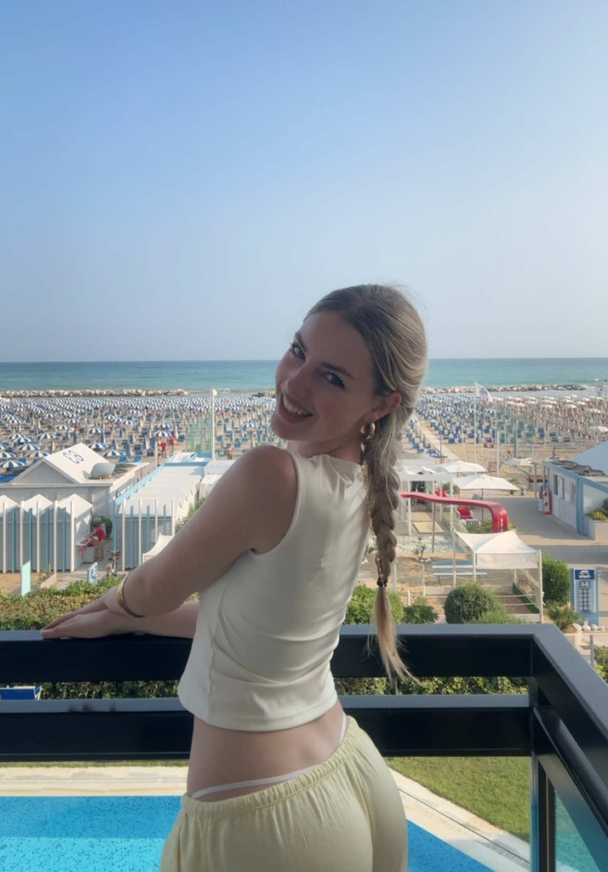 🐬 🌞 🌺 #Summer #sommer #vacation #vacationoutfits #outfit #italien #italy #italia #fyp #viral #trending #julelatina 