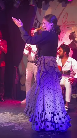 bailar… mi lugar preferido. @tablaooperaflamenca #flamencomadrid #bailaora 