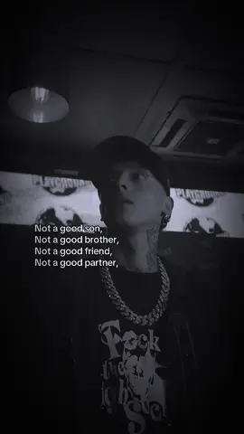 Yeah it’s me,😓#fyp #fypviralシ #krishnaw #strangersociety🗣 #keepsupporting #centralcee #everyone #respect #father #mother #quotes #foryou #relatable #idunfreeze #growmyaccount 