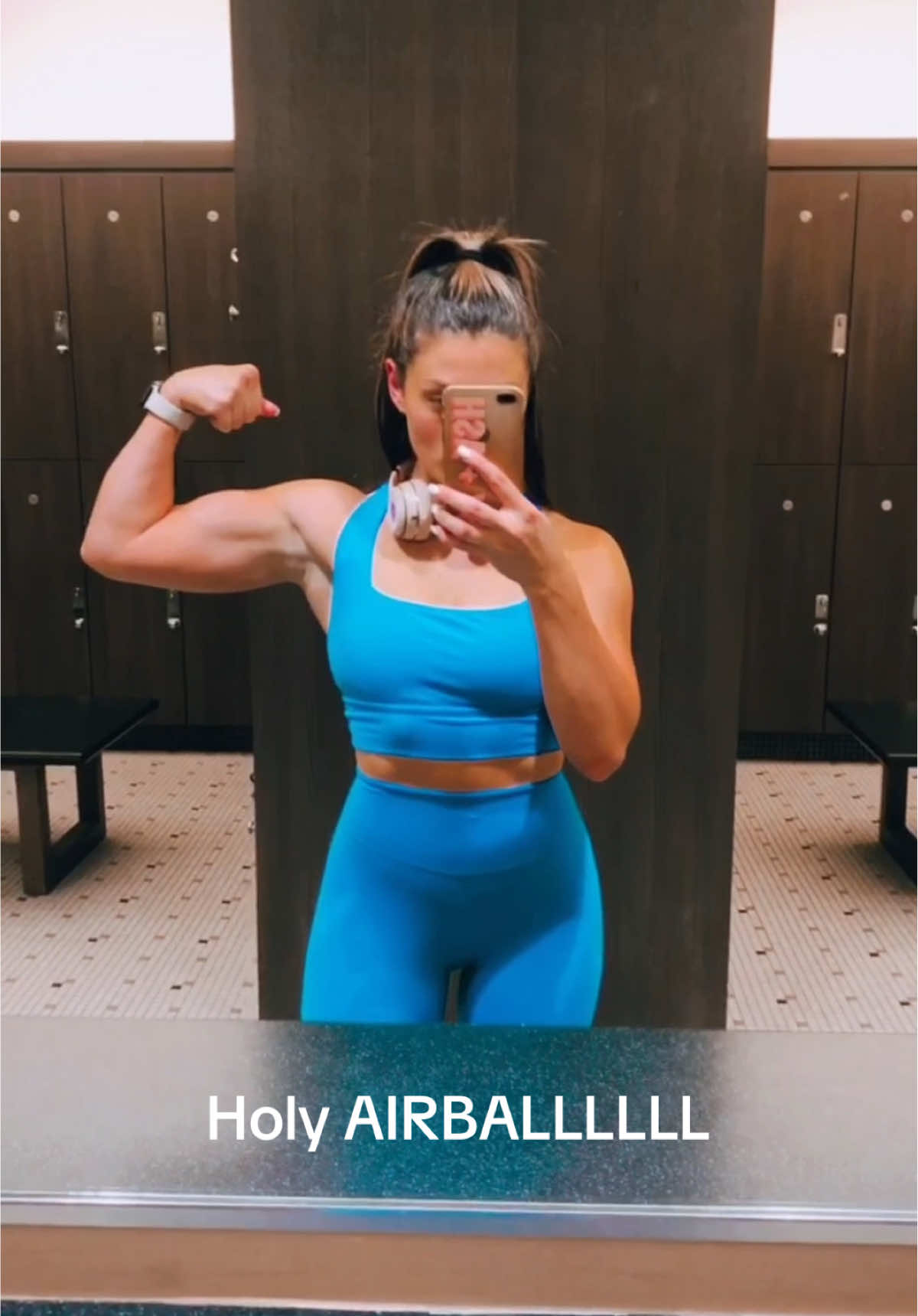 I was bulky before I strength trained tbh 😭😌🩵🙌🏻👏🏻 #cpt #strengthtraining #holyairballtrend 