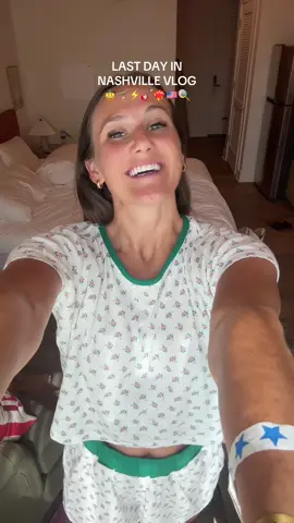 last day in Nashville & at The Gilmore!! 🤠❤️‍🔥🤸🏼‍♀️⚡️ Thank you again to @AvantStay | Vacation Rentals for hosting me this week!! #nashville #travelvlog #avantpartner