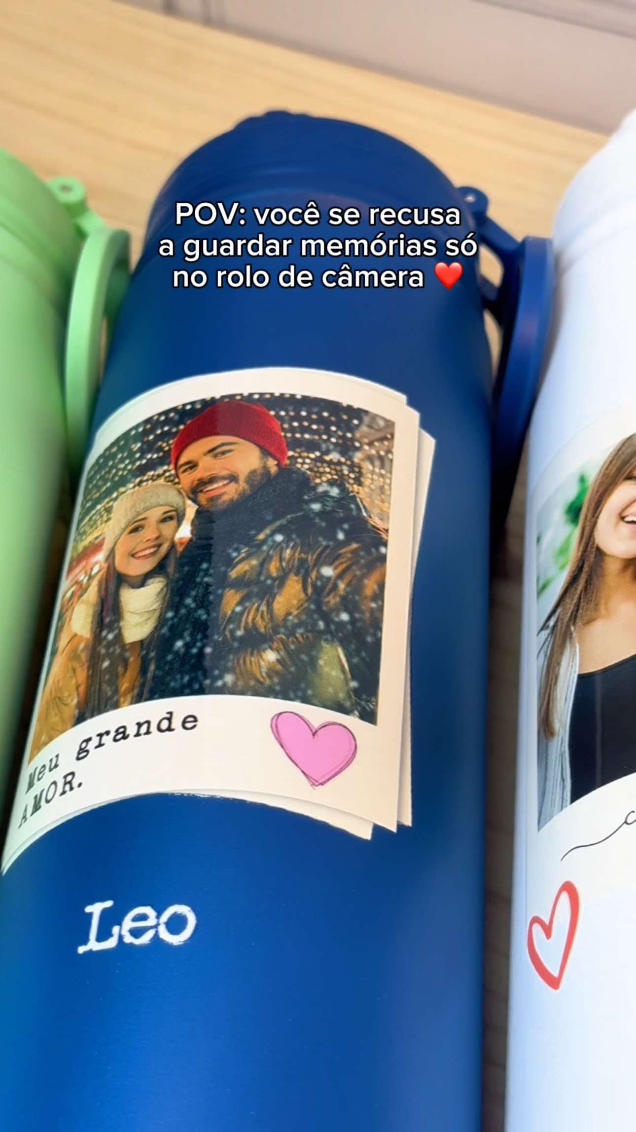 POV: você se recusa a guardar memórias só no rolo da câmera 📸💖 Agora elas andam com você na garrafinha, no rolê, na mochila, onde for. Personalize com sua foto favorita e transforme qualquer lembrança em um item que é a sua cara #GarrafasGocase #MemóriasQueDuram #gocasebr #lovegocase #coleção #garrafafresh