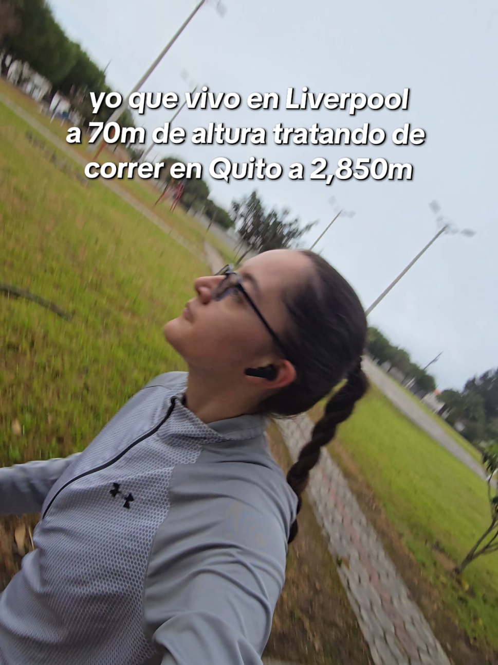 Esos 2,780 metros de diferencia en la altura me han afectado tanto en el running que hasta el pace empeoró JAJA 🫠 #fyp #elevation #runner #quito_ecuador🇪🇨 