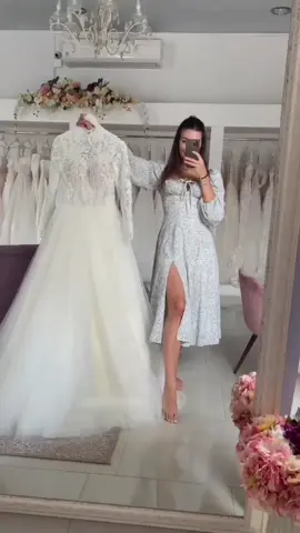 pick your fav 🤍💍 #robe #robedemariee #عروسة_جزائرية2022📽📸🇩🇿 #جزائرية #mariage #الجزائر_تونس_المغرب 