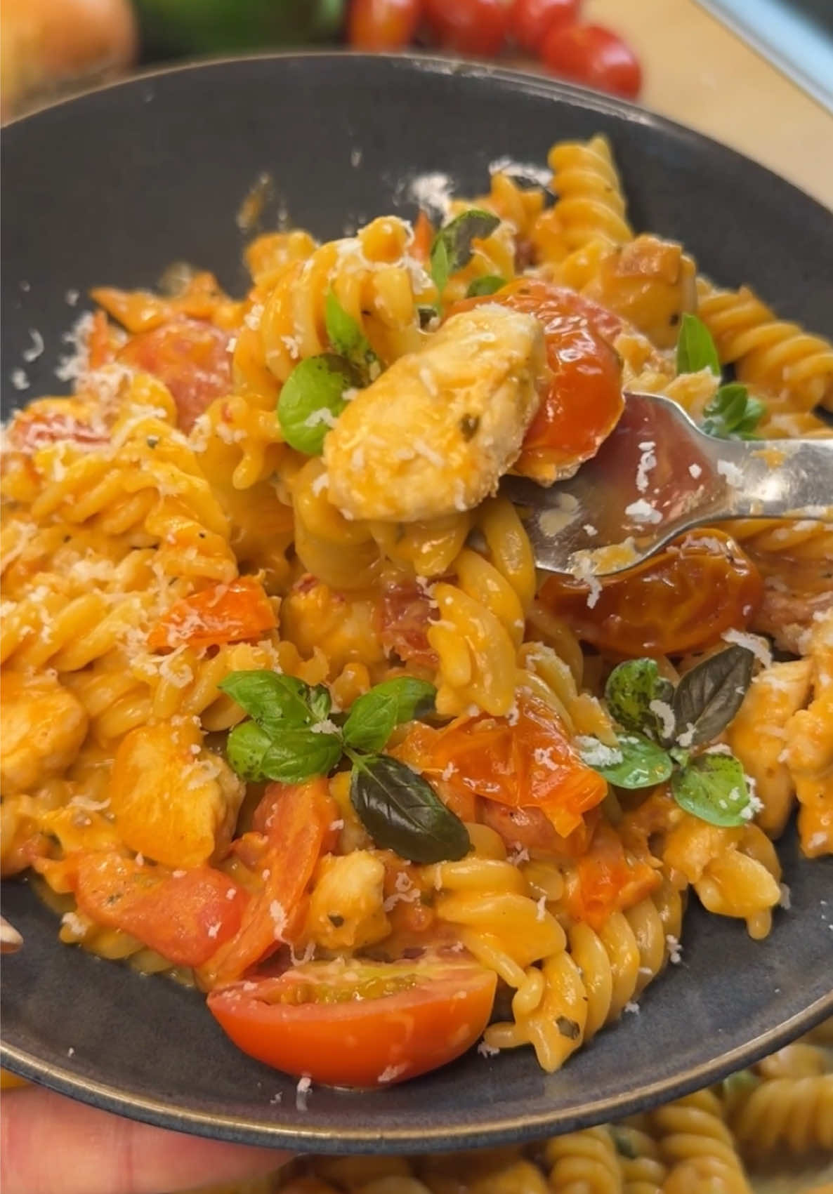 Easy chicken pasta 🍝😍🔥🌱 -lecker & schnell 💨  #EasyRecipe #tagesrezept #pasta #cooking #healthyfood #inspiration #healtylifestyle #DinnerIdeas #goodvibes #fyp #goviral 