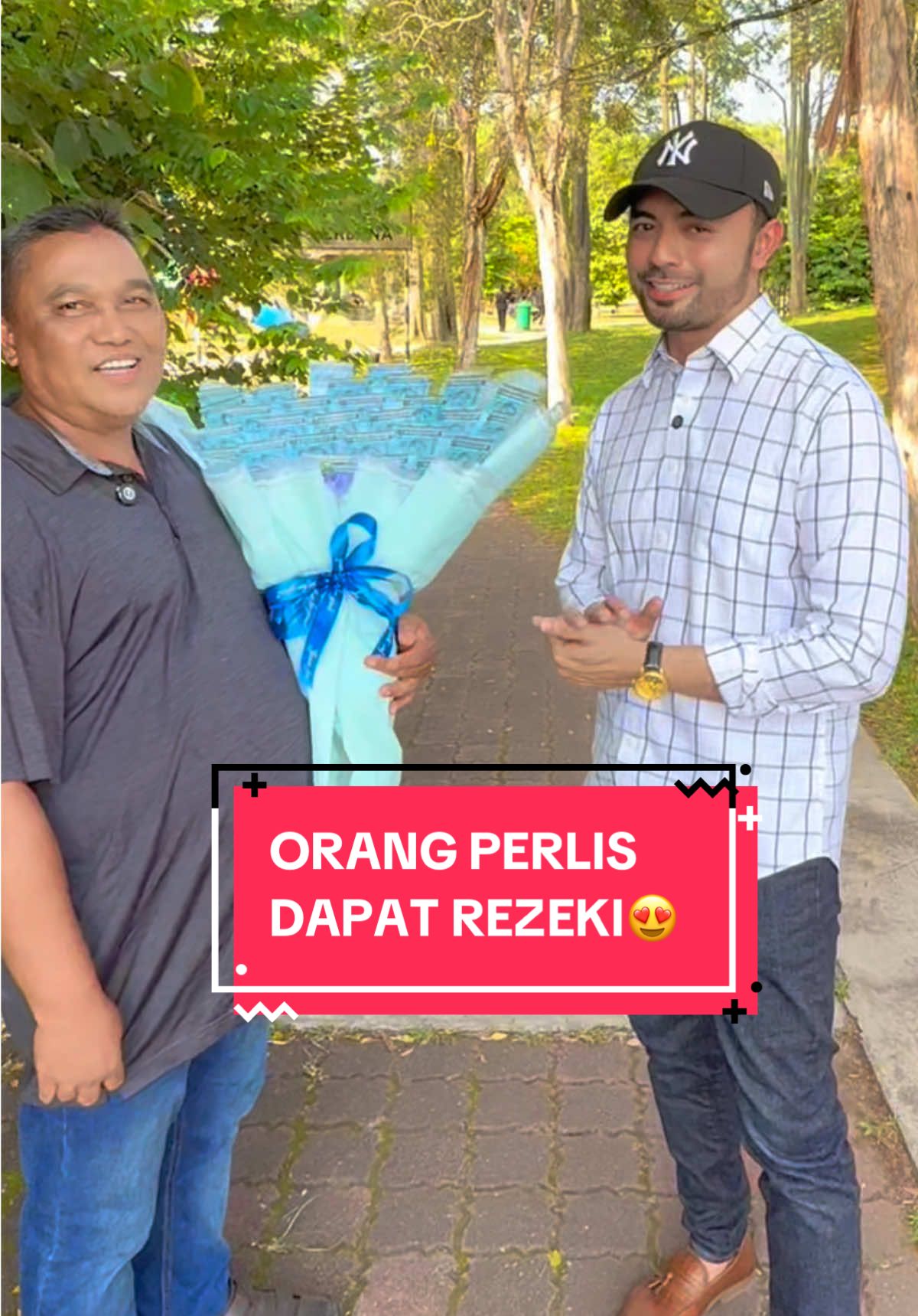 Alhamdulillah, Tahniah abang @Canai Olan rezeki daripada Allah SWT🤩 Bln ni ada 200,000! in shaa Allah milik Ibu Ayah yang sdg tgk ni🤩 Tekan beg kuning sekarang😍😍 #bossyeen #kongsibersama #followers #duit 