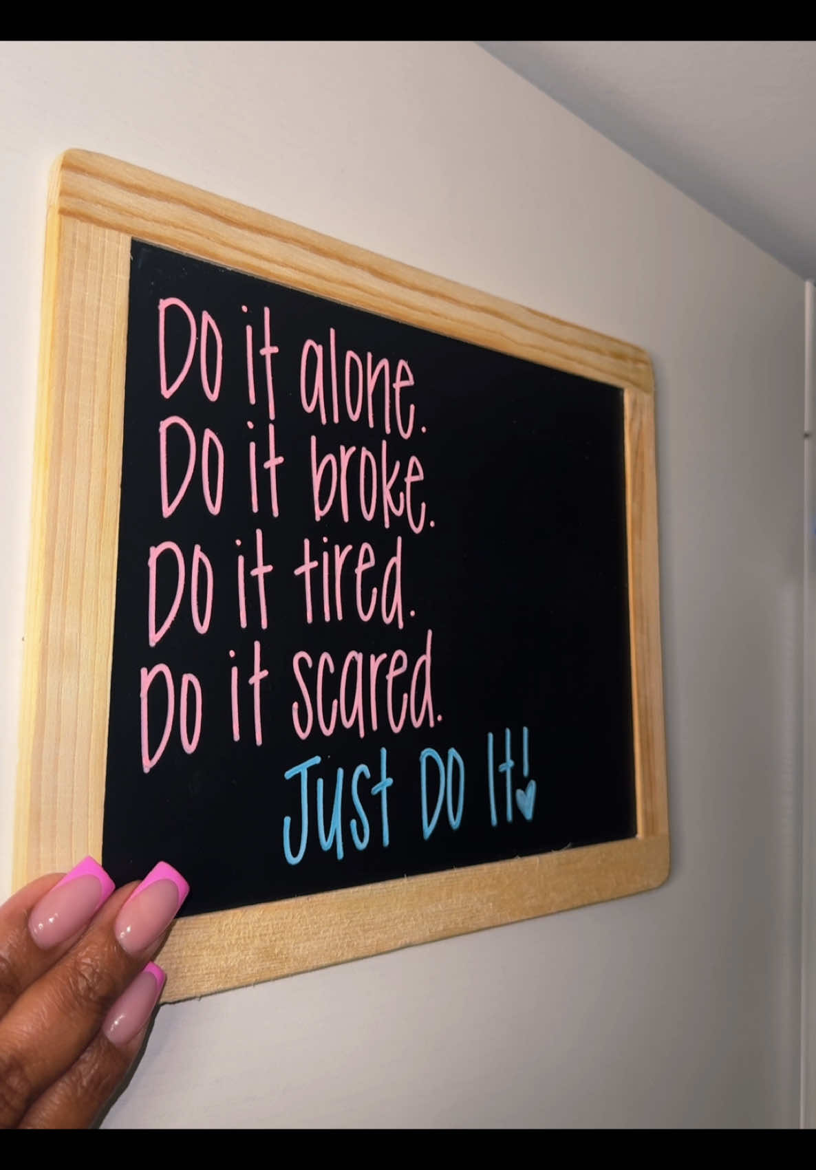 #dailyinspiration #dailymotivation #encouraging #uplifing #handwriting #handwritten #satisfyingvideo #viral #fyp 