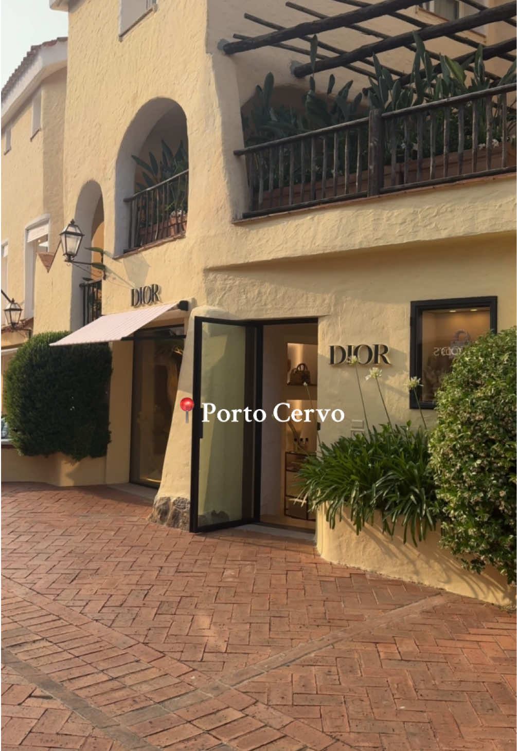 una tarde por Porto Cervo  #portocervo #cerdeña #italy 