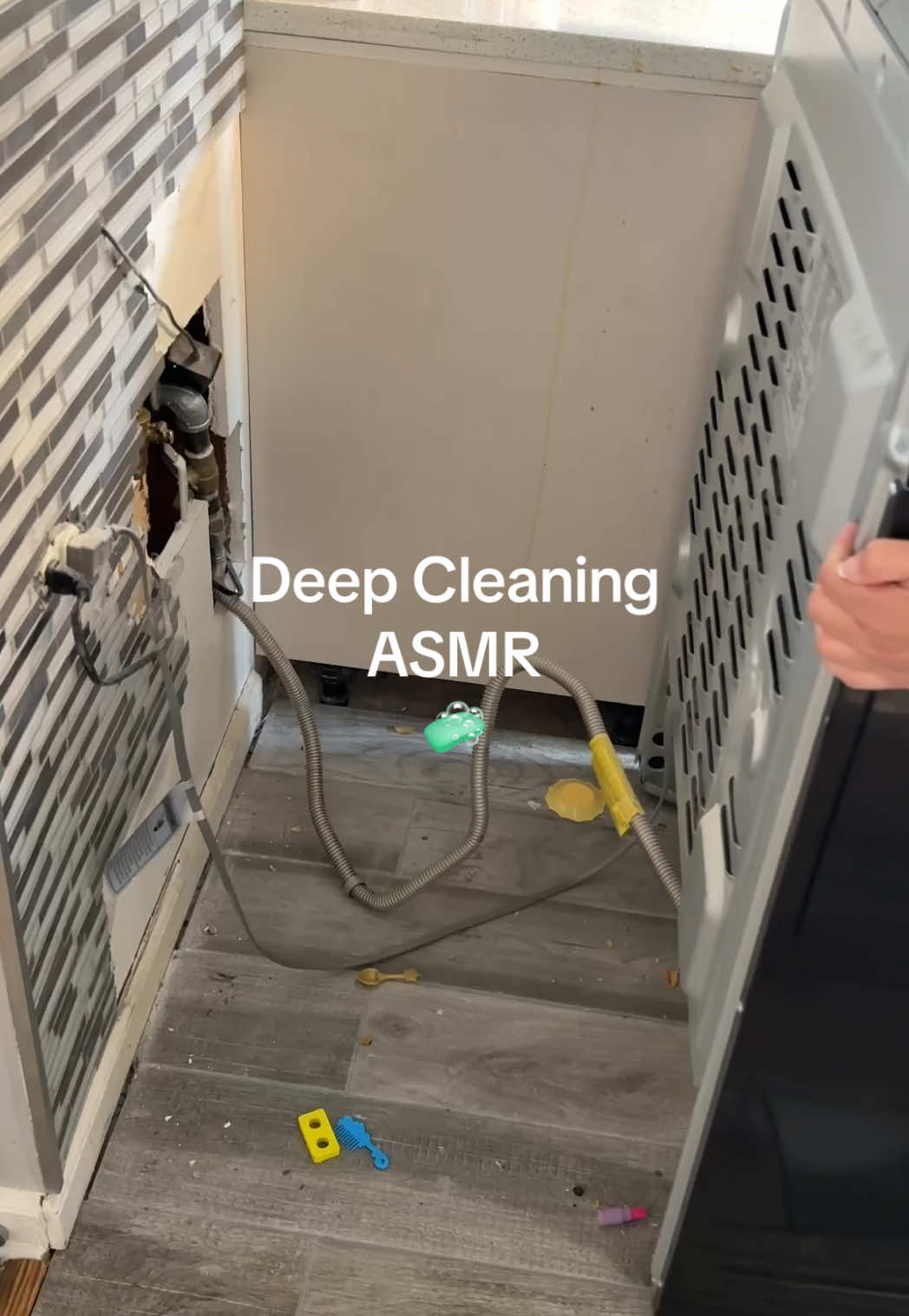 It was time for a little deep cleaning 🧼 having kids means vacuuming ALL the time 🥲 this was much needed—especially behind the stove! How often do you clean behind your appliances?!   If you are interested in the vacuum cleaner I’m using just go and search Levoit Vacuum on Amazon! 😊 #levoitvacuum #springcleaning #cleaningmotivation #cleaninginspo #cleanwithme #asmr #CleanTok #asmrcleaning #vacuum #vacuuming #deepcleaning #fyp @Levoit_official 