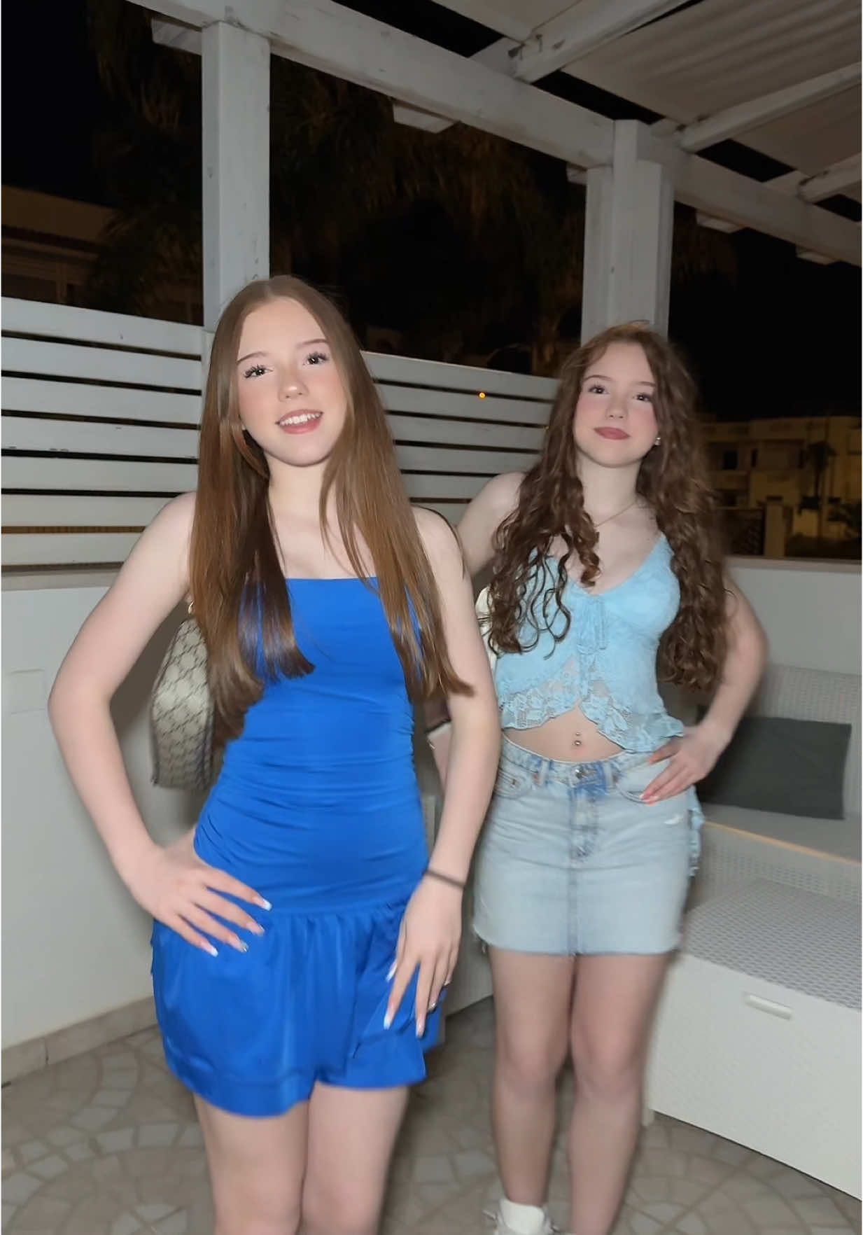 Grüße aus Apulien 🌞 #italia #holiday #twins #trends 