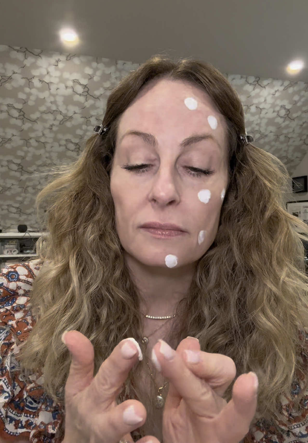 If you are a mature woman, and don’t love wearing foundation or concealer, this @ErborianUSA Radiant Finish CC Cream is a game changer.  #matureskinmakeup #matureskin #over50beauty #foundation #cccream #basemakeup #erborian 