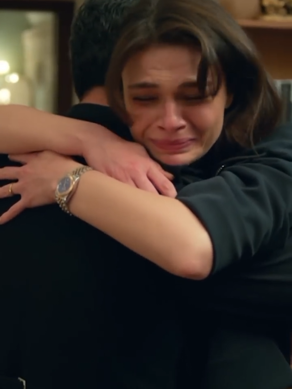 #❤️ #🥹 #alya #cihan #مدينة_بعيدة #tik_tok #عليا_جيهان #turkishseries #fryyyyyyyyyyyyyyyyyyyyyyyyy #🖤 #🤍 #foryoupage #مهما_يحاولوا_يطفوا_الشمس #مسلسلات_تركية #اكسبلور 
