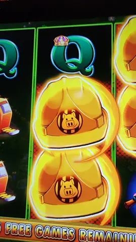 #lasvegas #slots #win #boxes #bonus #win #yes #please #fyp #gotem #downtown #Love #please #hats #huff