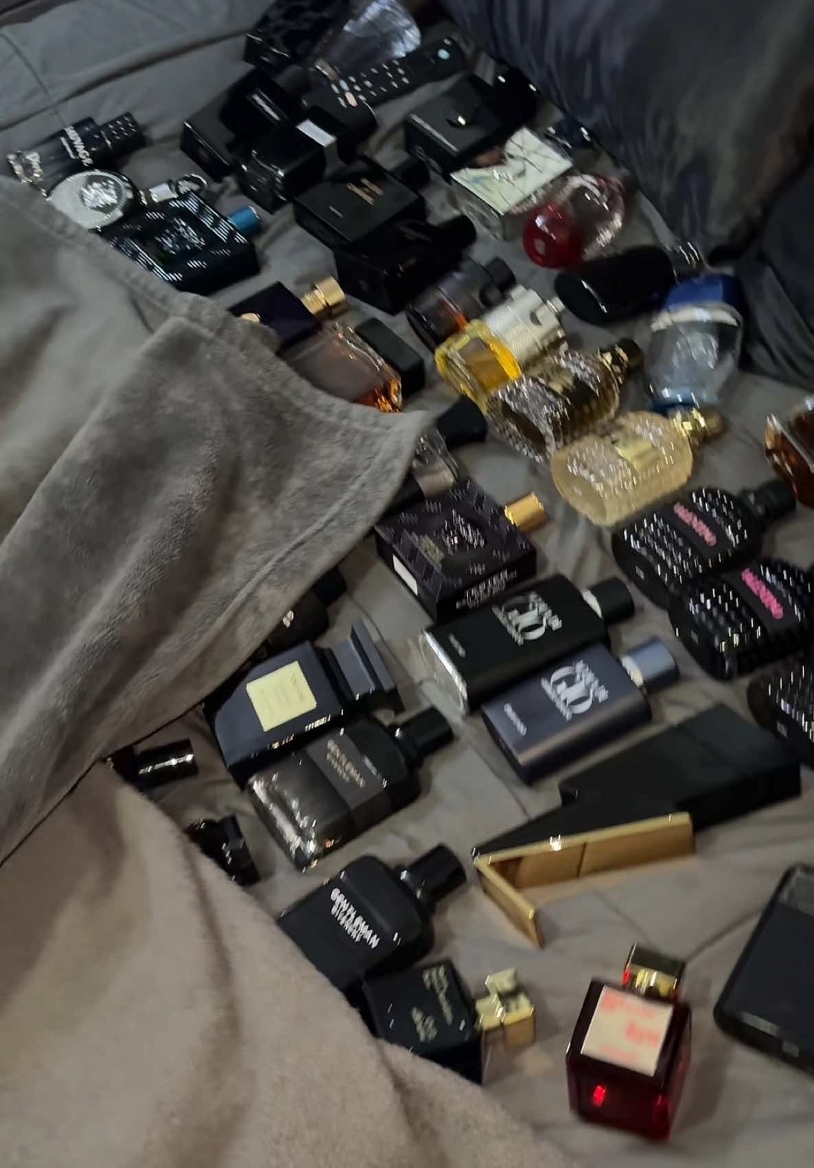 Though this was a cool concept , was only able to fit about half my collection on the bed 😂  #rodscents #fragrance #fragrancetiktok #colognetiktok #perfumetiktok #perfumetok #fragrancetok #fyp #typ #trending #viral #cologne