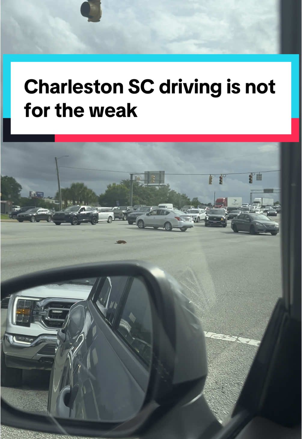 This woman decided it was a smart idea to drive across a 4 lane road while her light was RED because she had places to be 😅 then got mad at the drivers (who had the right of way) because they wouldn’t let her go #baddriver #driving #mem 