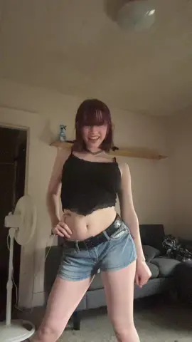 gnarly #fyp #gnarly #katseye #lesbian #wlw #dancetok #dance 