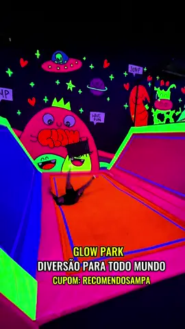 🌟✨ Viva uma experiência única no Glow Park! ✨🌟 Você está pronto para se jogar (literalmente) na diversão?  👉🏻 O @glowparkoficial é o lugar ideal pra quem quer sair da rotina e viver momentos incríveis com a família, amigos ou em casal! 😍 🟣 São diversos trampolins interativos, camas elásticas espalhadas por todo o parque pra você correr, pular, desafiar os limites e se divertir como nunca! 🤸‍♂️💥 🎉 E sabe o que é melhor? Você pode comemorar seu aniversário aqui! Eles tem um espaço reservado com uma equipe preparada pra transformar seu dia em um evento inesquecível! 🎂🎈 💡 Diversão para todas as idades – do pequeno ao vovô, todo mundo entra no clima! 🛡️ Ambiente seguro, exclusivo e preparado com todo carinho 📸 Cenários instagramáveis e cheios de cor pra garantir aquelas fotos incríveis! 🎟️ Ingressos a partir de R$70 🧦 Meias antiderrapantes obrigatórias (leve a sua ou compre no local por R$30) 🤑 Use o cupom RECOMENDOSAMPA e ganhe 10% de desconto no site: www.glowpark.com.br 📆 Promoção válida até 15/07/2025 🌈 Se jogue nessa experiência que brilha, diverte e fica pra sempre na memória. 📍Av. Professor Vicente Rão, 2500 - Chácara Monte Alegre, São Paulo #parque #glowpark #trampolim #criança #diversāo #parquedediversões #dicas #sp #recomendosampa 