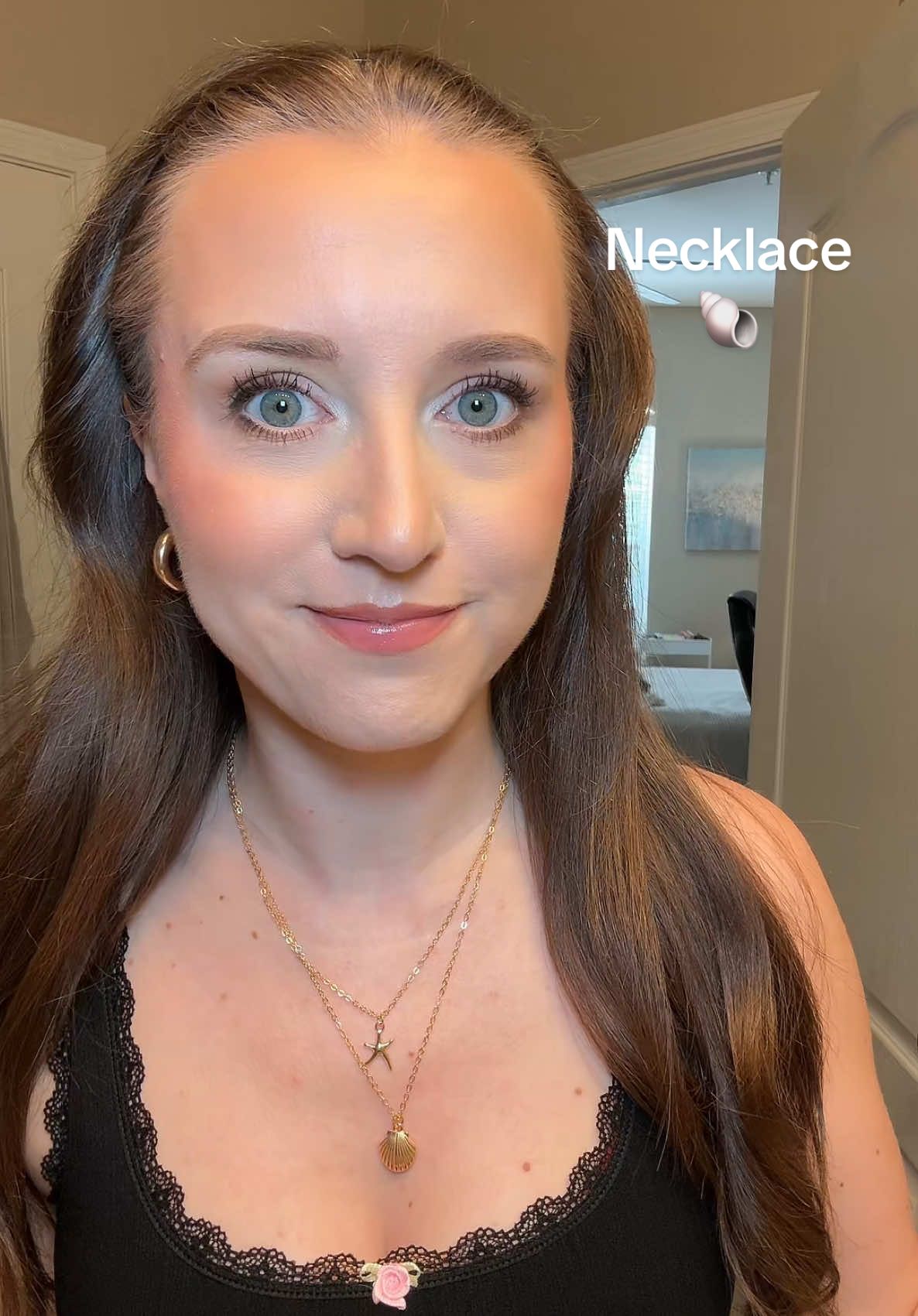 Cute Necklace for the Summer ☀️ #necklace #summernecklace #fashion #womansfashion #cute #recommendations #ttshop #tiktokshop #fashiontiktok 