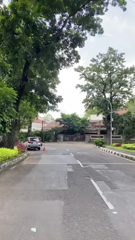 #bandung #suasanabandung #bandungvibes #fypp #fypシviral #sekitarbandung #jelajahbandung #bandunghits #bandunginfo #bandungexplore #jalananbandung 