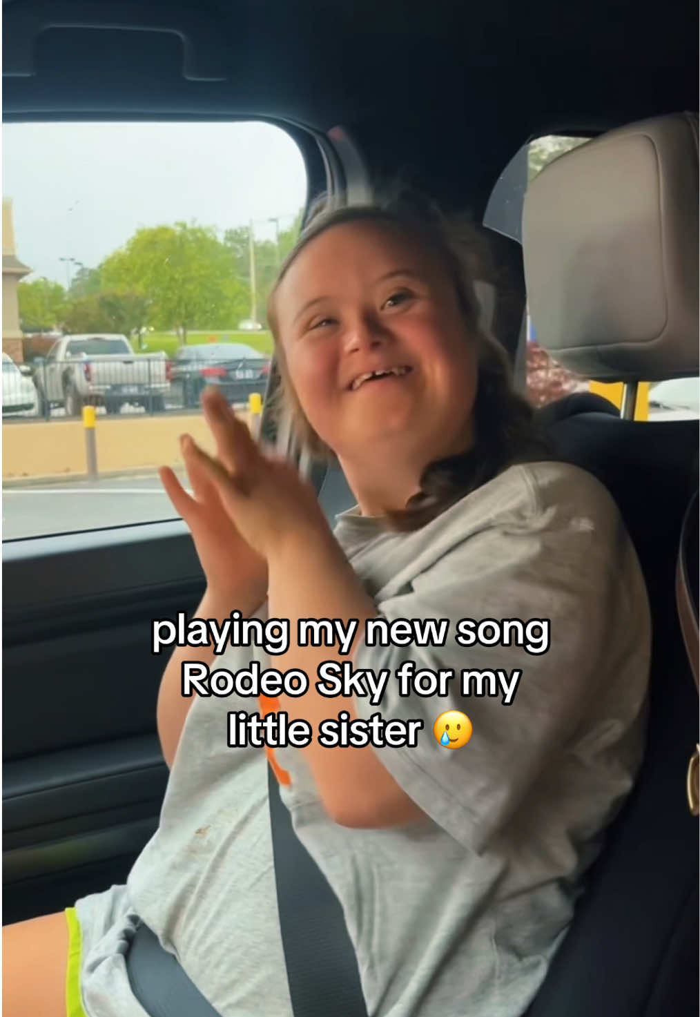 she’s always been my biggest (and cutest) fan ♥️ #fyp #sister #rodeosky #newmusic 