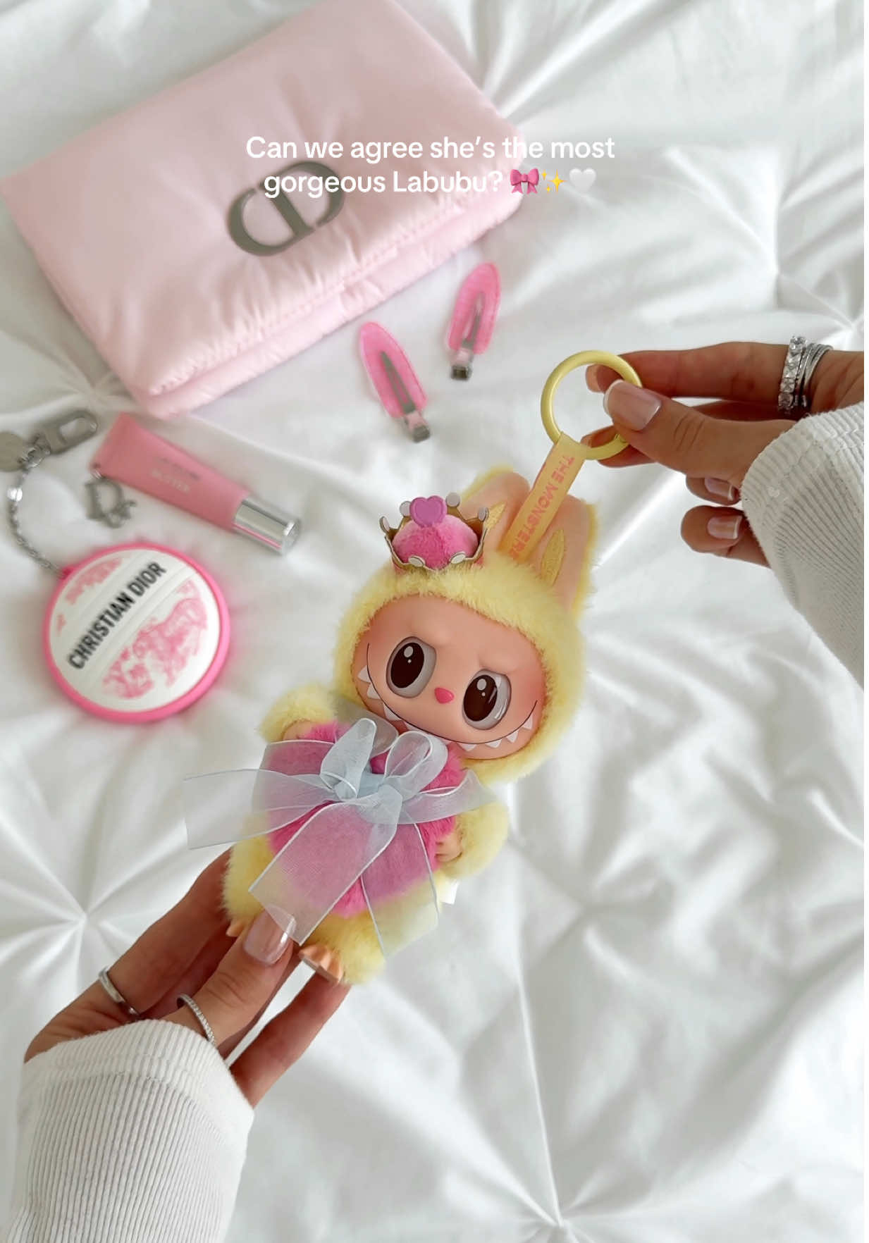 She's definitely my fav!💞 #labubu #letscheckmatelabubu #labubuqueen #labubuthemonsters #fyp #unboxinglabubu #pinkaesthetic  #popmart #letscheckmateseries 