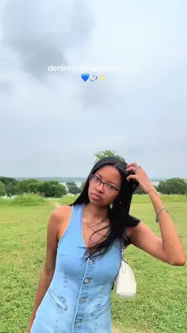 denim with silver jewelry is superior and nobody can tell me otherwise 🙂‍↔️🙂‍↔️ #ootdinspo #ootdfashion #denimfashion #denimdress #denimdressoutfit #outfitinspo #outfitoftheday #2025summerfashion #SummerFashion #silverjewelry 