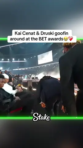 Kai Cenat & Druski goofin around at the BET awards😭❤️‍🩹 #Kai #kaicenat #twitch #fyp #amp #rayasianboy #bet #betawards bet awards red carpet kai cenat kevin hart drusk #kevinhart #druski 
