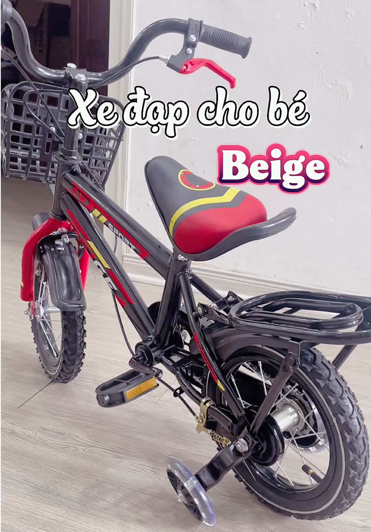Quà tặng cho em bé iuuu. Xe đạp chắc chắn, có 4 bánh không bị đổ đâu ạ. Đủ size cho các bé, ba mẹ tham khảo nhé #xedapchobe #xedapbeige #beige #xedaptreem 