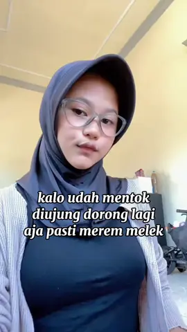 merem melek😋😋 #cewehyper #tobrut #facebody 