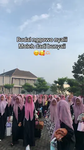 Aminnnn ya allahhhh mugi dadoss bunyaii sedantennn🤲🥰✨🫶🏻 #fypシ゚ #xy #xyzabc #trend #fypage #fy #fyppppppppppppppppppppppp #quotestory #malang #fyp #santri #annur #santripondok #santristory #santrikeren #fyppp #santriwati #jogja #gotojogja 