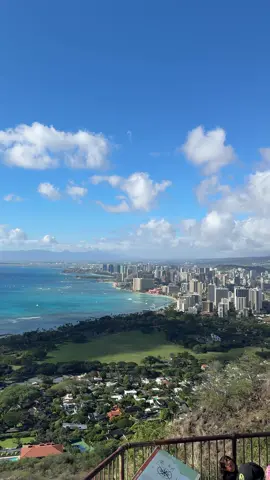 View from the top of #diamondhead 💎📸 #honolulu #hawaii #oahu #oahuhawaii 