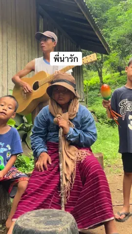 #เทรนด์วันนี้ เพลงใหม่ พี่น่ารัก😊 ขออนุญาตท่านพี่ด้วยนะครับ😊🙏#ขึ้นฟีดเถอะ #ขอบคุณทุกกําลังใจ❤️ขอบคุณทุกคอมเม้น🙏 #พี่น่ารัก  @ร้อง เพลง กัน  @ร้อง เพลง กัน 