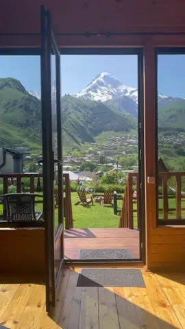 #hillsidekazbegi #stepantsminda #cottage #cabin #foryou #kazbegi #followers #ფორიუმეთქიიიიიიიიიიიი💖 #travel #mountain #welcome #trends #foryoupage #georgia 