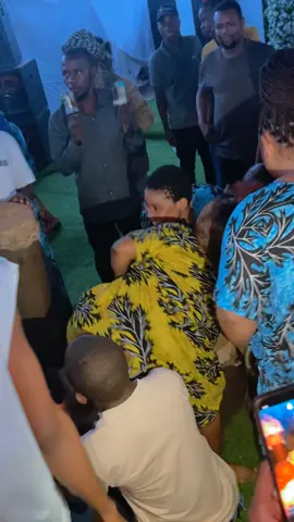 KAZINI KUNA KAZI🔥🇹🇿. #uswahilini #uswazi #dance #trendingvideo #tanzaniatiktok #tik_tok #instagram #ngoma