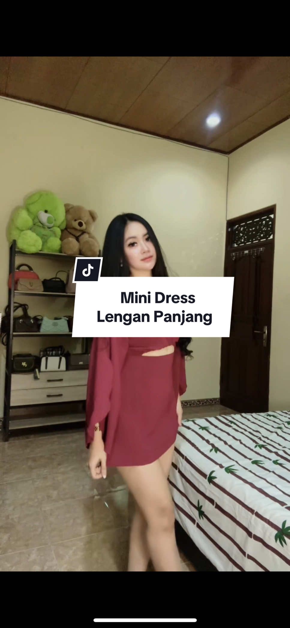Nemu dress lucuuu , cewek girly harus punyaa sih😍 look nya super feminim✨ #gurlbucket #OOTD #minidress #dresswanita #dresscantik #rekomendasidress #outfitideas 