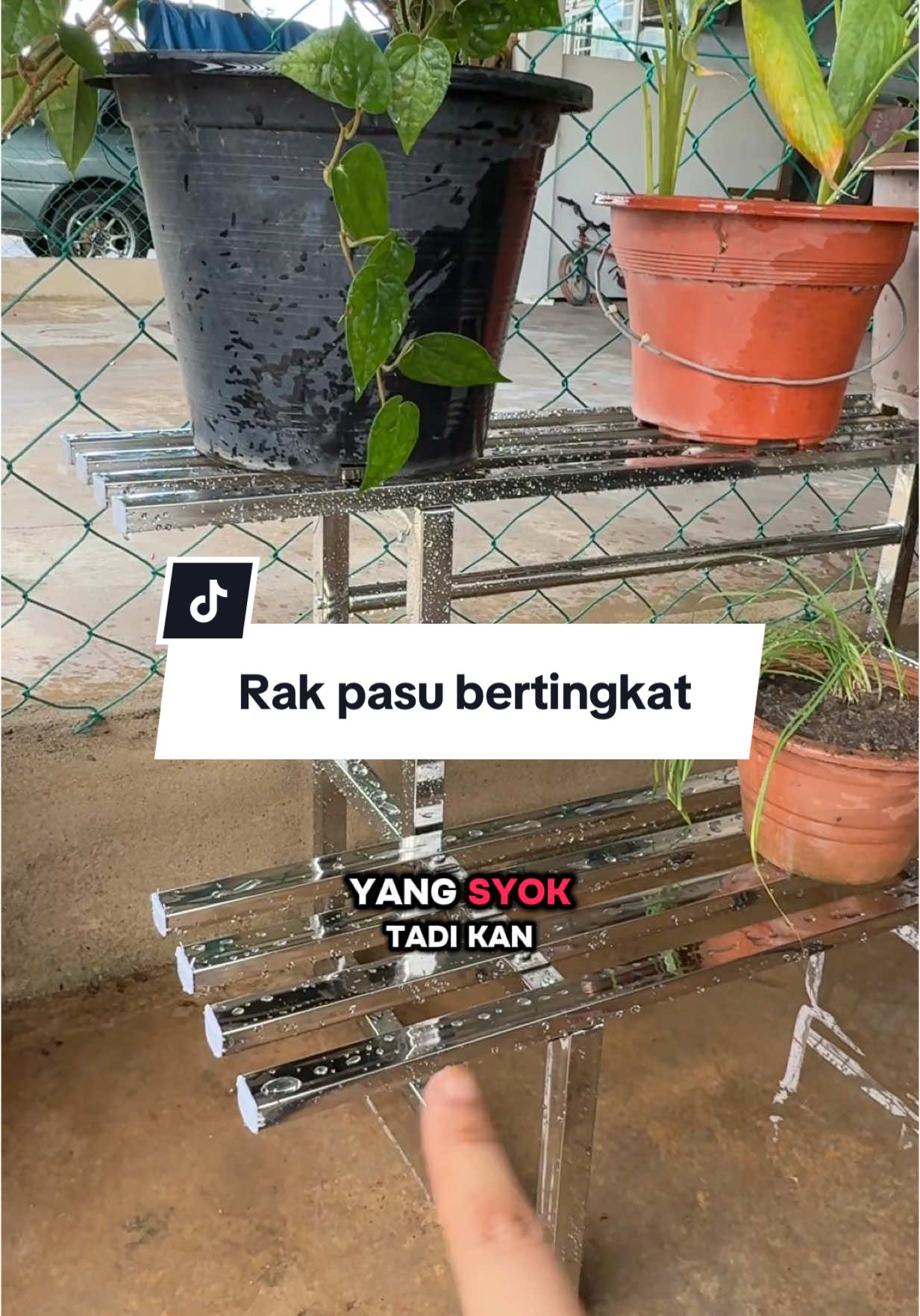 Weyyy hampa kena ada satu benda ni, hihi terus nampak kemaihh wooo. #rakpasubungabertingkat #rakpasubunga 