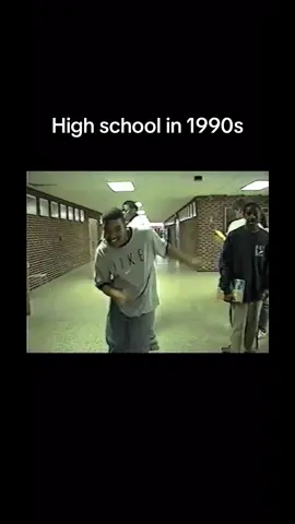 Best times #fyp #foru #retro #memories #memoryunlocked #nostalgia #nostalgic #90skids #memoriesbringback #highschool 