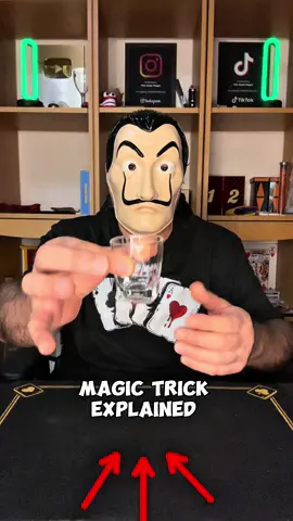 GLASS VANISHES 🪄 MAGIC TRICK EXPLAINED #tricks #magician #neiperte #trend #funny #illusion #trending #magic #foryoupage #foryou #perte #viralvideo #tutorial #magie #magica  