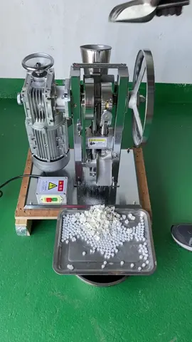 This machine can make various tablets such as candies, herbs, vitamins, etc.#machine #supplier #tablet 